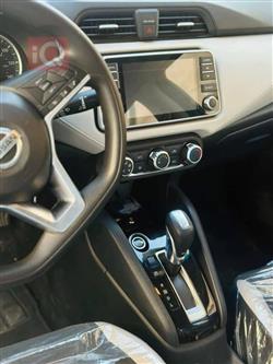 نيسان فيرسا